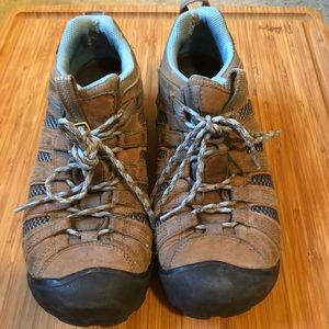 Blue/Brown Keen hiking sneakers